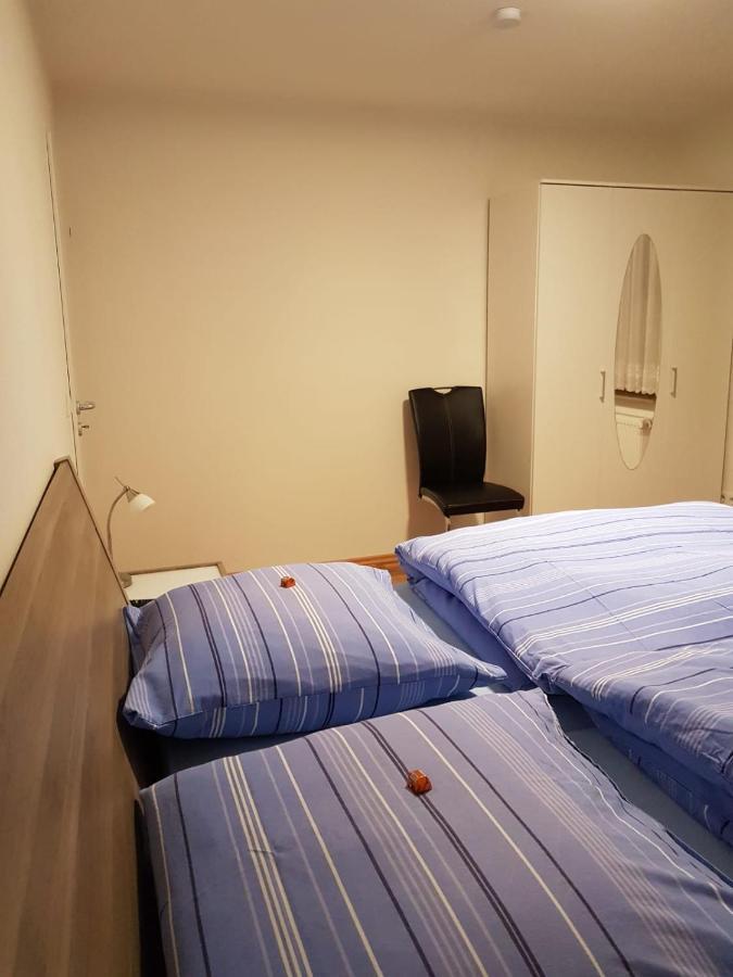 Ferienwohnung- Sarah Hahnstatten ภายนอก รูปภาพ